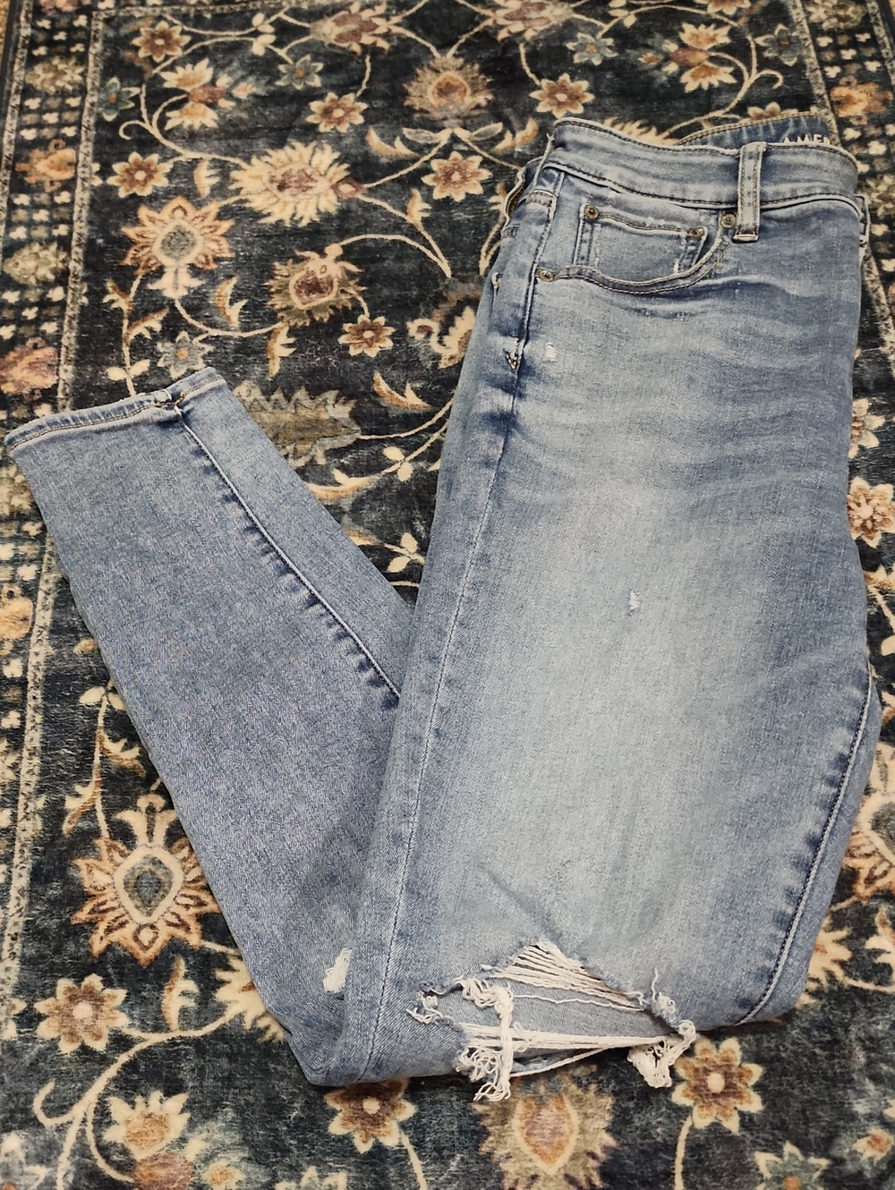Light Blue Distressed Women's Jeans